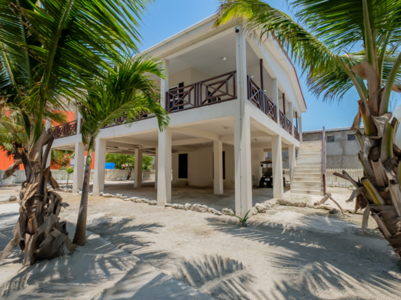 Tres Cocos 2 Bedroom Coastal Home- MOTIVATED SELLER 🇧🇿